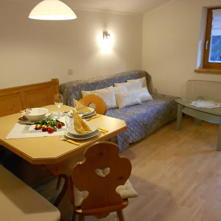 Gaestehaus Holzer Apartment